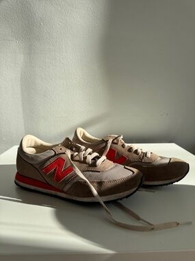 New Balance Women’s sneaker J. Crew x New Balance 620 Gray W
